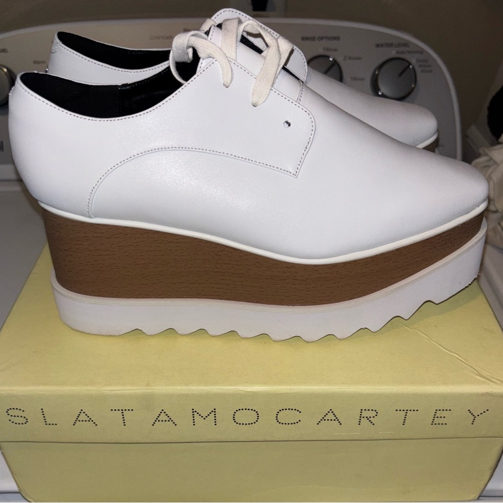 Not authentic Stella McCartney. Genuine leather. Smoke free home.